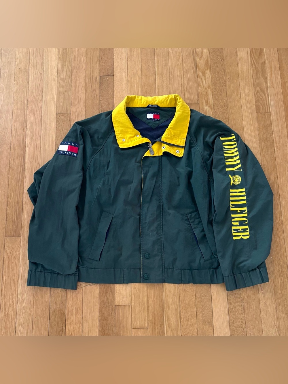 Vintage Tommy Hilfiger Jacket Mens XL Spellout 90s Sailing Gear Windbreaker
